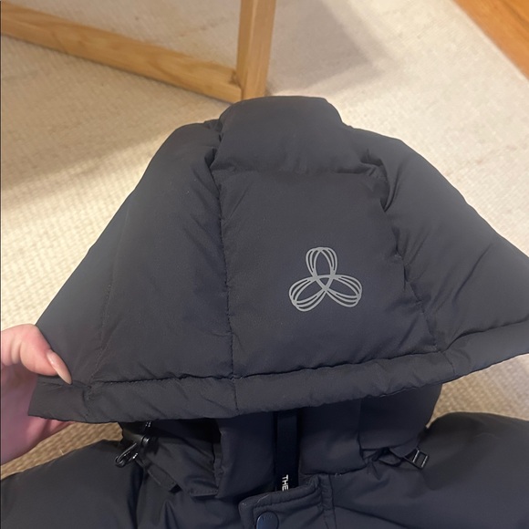 Aritzia TNA Super Puff Long Black - Picture 4 of 8